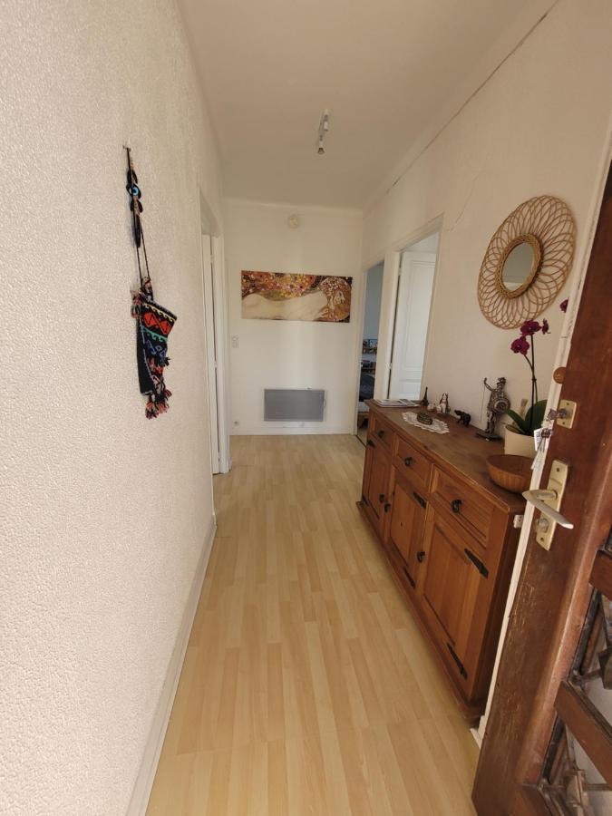 Villa La Desiree - Haut De Villa, 68M2, 8 Personnes Max, Climatise, 4 Etoiles, 120M2 De Jardin Et Parking, Wifi, Vu Mer Antibes Luaran gambar